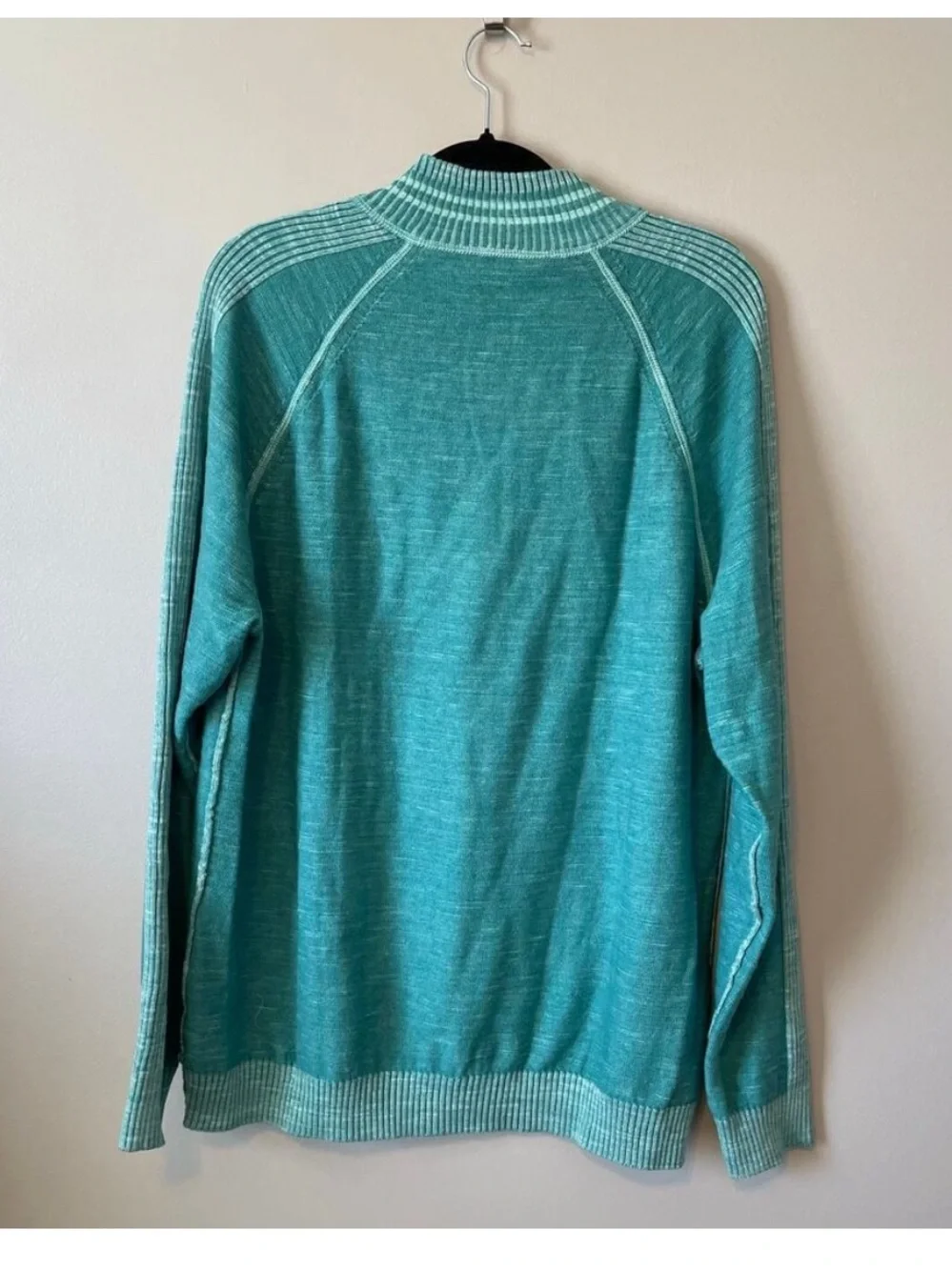Tommy Bahama excellent preowned